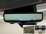 ドライブレコーダー内蔵型デジタルインナーミラーを装備!後席の人や荷物、ヘッドレストの妨げを受けず鮮明な画像で後方確認が出来ます!