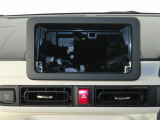 オーディオ取り付けスペースあります。 お好きなナビやオーディオを取り付け出来ます。