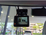 万が一の備えに!車両前方の映像を録画するドライブレコーダーを装備しております。