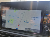 純正の大画面ナビが付いておりますのでお出かけの際はこのナビにお任せです♪