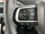 ステアリングスイッチ搭載!ハンドルひとつで手を離さなくても運転中視線をそらさなくても操作が出来て便利です♪