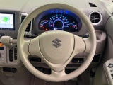 ステアリングも使用感が少なく、きれいな状態となっております♪
