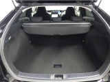 広々としたラゲージスペースを備えています。大きなものや長さのある荷物もしっかりと積み込めます。