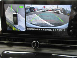 アラウンドビューモニター付です。上から丸見え、車庫入れも安心!