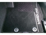 フロアマットが付いています。