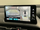 全方位モニターがついています! 車の周囲を360&deg;安全確認できるので、普段の駐車はもちろんの事、縦列駐車や幅寄せの際にも活躍してくれますよ。