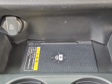 非接触充電が装備されています。