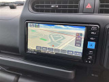 純正のメモリーナビも装備。