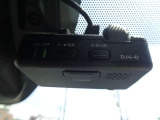運転状況を、映像と音で記録するドライブレコ-ダ-。お問い合わせは03-5672-1023へ