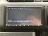 ブルートゥースに接続することにより、スマホに入ったお気に入りの音楽を車内で楽しむことができます♪あると本当に便利な機能になっています!