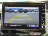 バックカメラの画像です。ガイドラインがスムースな車庫入れをサポートいたします!車庫入れの安心感がアップしますね☆