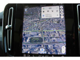 航空写真でのナビ設定が可能でございます。目的地の詳しい入口や駐車場の入り口など初めて行く場所への不安解消。細かく確認することができます