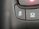 VSC(滑りやすい路面での横滑りを抑え車両の安定性を保つための機能)搭載ですが、雪道などから脱出する時はOFFすると脱出しやすくなる場合があります