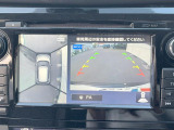 【アラウンドビューモニター】専用のカメラにより、上から見下ろしたような視点で360度クルマの周囲を確認することができます☆死角部分も確認しやすく、狭い場所での切り返しや駐車もスムーズに行えます。
