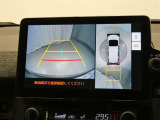バックガイドモニターで、後方を確認しながら安心して駐車することができます。運転初心者も熟練者も必須の機能ですよ!