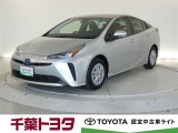 厳選されたトヨタ認定中古車ライトのプリウスです。環境にやさしく燃費性能も良いハイブリット車です。静かな走りによる快適な静粛性の室内を実感できます。