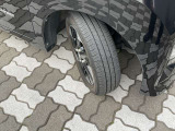 タイヤの溝もございます。