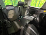 3列目シートはもちろん状態良好☆大人でもゆったりと座って頂けますので、大人数でのお出かけもラクラクです♪ご家族で、気の知れた仲間で、ドライブに行くのが楽しみですね♪