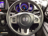 ステアリングヒーターついております。