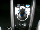 e-POWERならではの、シフトノブです。