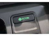 ECONスイッチの効果とあなたの運転で、クルマと力をあわせ「燃費向上=ガソリン代の節約=CO2 削減」のチャレンジをお楽しみください。
