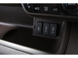 スマートフォンなどの音楽再生が可能なUSB接続ジャック装備車両です♪♪♪
