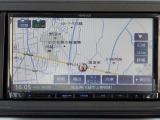 メモリーナビが装備されております。