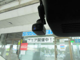 後方にも付いてて安心のドライブレコーダー!