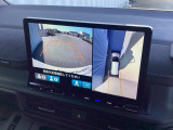 バックカメラも装備しております。車庫入れの苦手なお客様も安心!重宝してくれます!