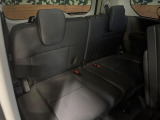 3列目シートはもちろん状態良好☆大人でもゆったりと座って頂けますので、大人数でのお出かけもラクラクです♪ご家族で、気の知れた仲間で、ドライブに行くのが楽しみですね♪