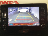 バックモニター付きで、車庫入れやバック時の後方確認をサポート。