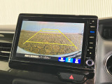 【バックカメラ】リバースにするだけで映ります、後方の安全確認や、狭い駐車場での車庫入れ、雨の日や夜間など視界の悪い時に便利です!安全にバックする為には欠かせない装備です。