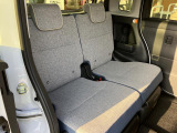 座面も足元も広々なリアシートです♪