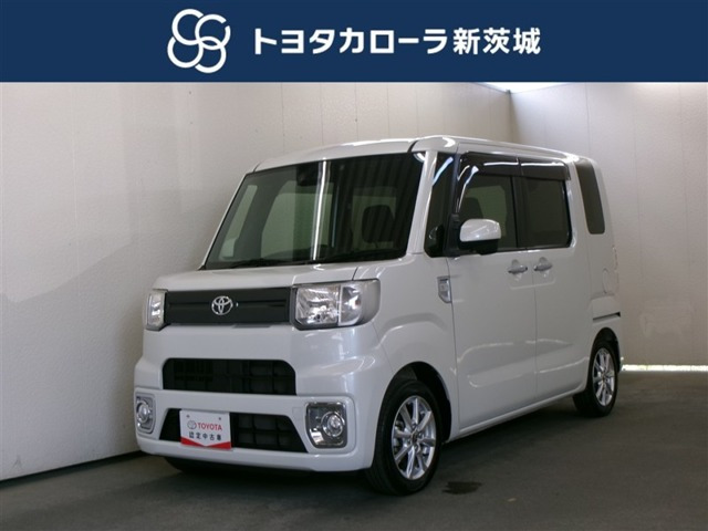 トヨタ ピクシスメガ 