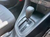 シンプルで使いやすいシフトレバーです(^^♪