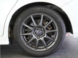 アルミホイール装着車です!これで足元まわりもおしゃれにきまります!