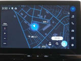 ディスプレイオーディオ(コネクティッドナビ対応)PLUS搭載。T-Connectご契約で2029年3月まで無償で利用できるナビ(期限到来後は有償)と、解約後も利用できる車載ナビが搭載されています。