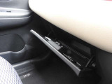 ご納車前にはBUBUならではの内外装の手入れ、自社工場による納車前点検では100項目に及ぶ法定点検に基づいた内容の点検整備とコンピューター診断を実施!