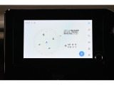 ディスプレイオーディオを装備。スマホとクルマをつなぐことで、これまでのナビに加えて、いろんなサービスが楽しめます。