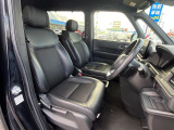 運転席シート廻りは使用感も少なく、良好な状態となっています。丁寧に使われていたことがよくわかりますね。
