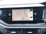 スマートフォン用アプリ[Apple CarPlay][Android Auto]対応の純正ナビ Discover Pro を装備、ラジオのほか、USB、Bluetoothハンズフリー通話にも対応。