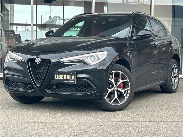 ステルヴィオ 2.0 ターボ Q4 ヴェローチェ 4WD 4WD 本革シート