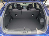 運転しやすいサイズながら使い勝手の良いラゲッジを備えたクロストレック☆