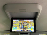 【フリップダウンモニター】大画面モニターで後席でもエンタメをお楽しみいただけます。小さなお子様にも大人気の装備です♪