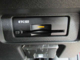 ビルトインETC2・0 インストルメントパネルのデザインにフィットするETCです。