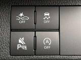 スマートアシストOFFスイッチ、コーナーセンサーブザーOFFスイッチ、VSC・TRC OFFスイッチ、エコアイドルOFFスイッチ。