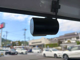 今やまさかの時のドライブレコーダー! 運転状況を映像と音声で記録します。