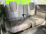 3列目シートはもちろん状態良好☆大人でもゆったりと座って頂けますので、大人数でのお出かけもラクラクです♪ご家族で、気の知れた仲間で、ドライブに行くのが楽しみですね♪