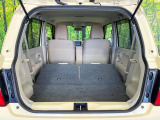 普段のお買い物や通勤、送迎等に十分な荷室スペースを確保しております。セカンドシートを倒すと、大きな荷物の積載も可能です♪