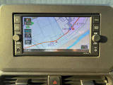 純正ナビ付き☆ 見やすく大変人気です(^^)/ CDも入ります☆